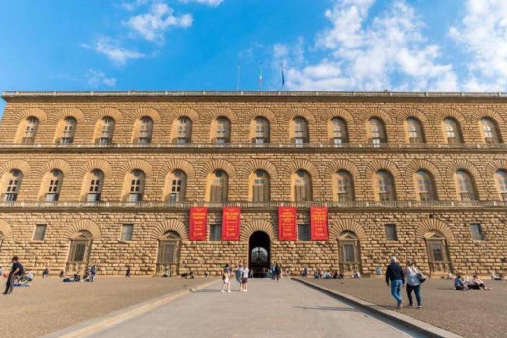 Dimora Storica In Piazza De' Pitti Appartamento *