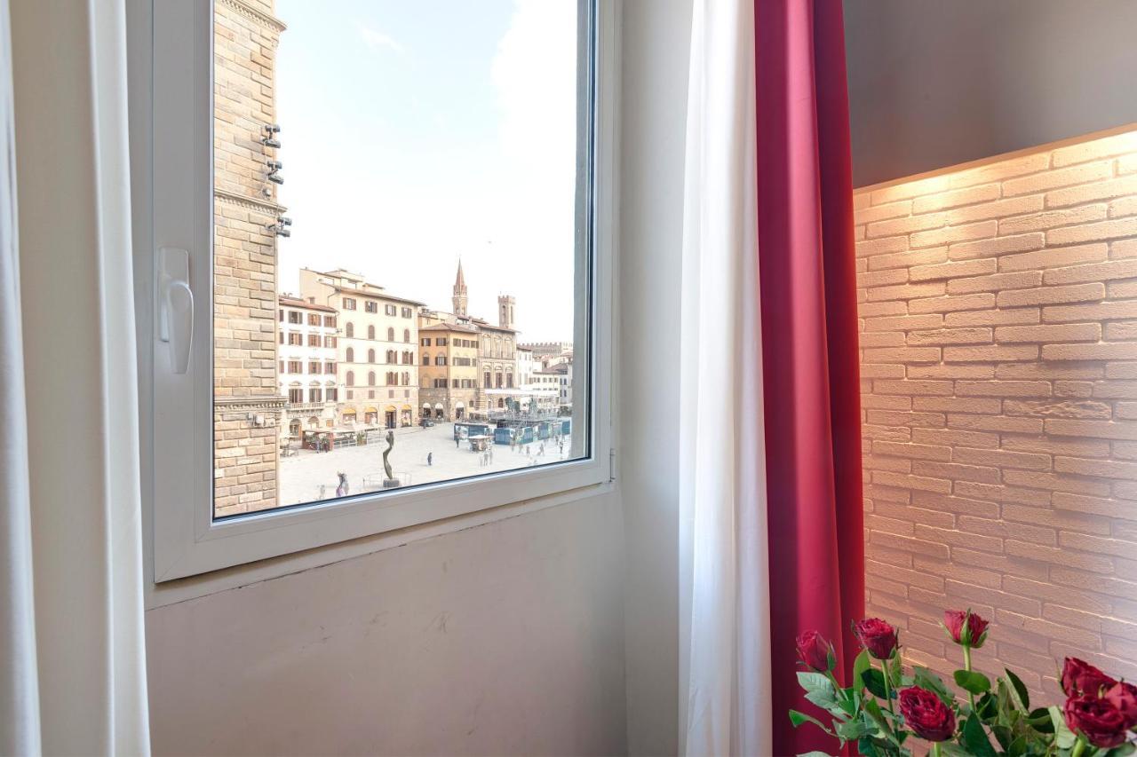Piazza Signoria View Apartment *