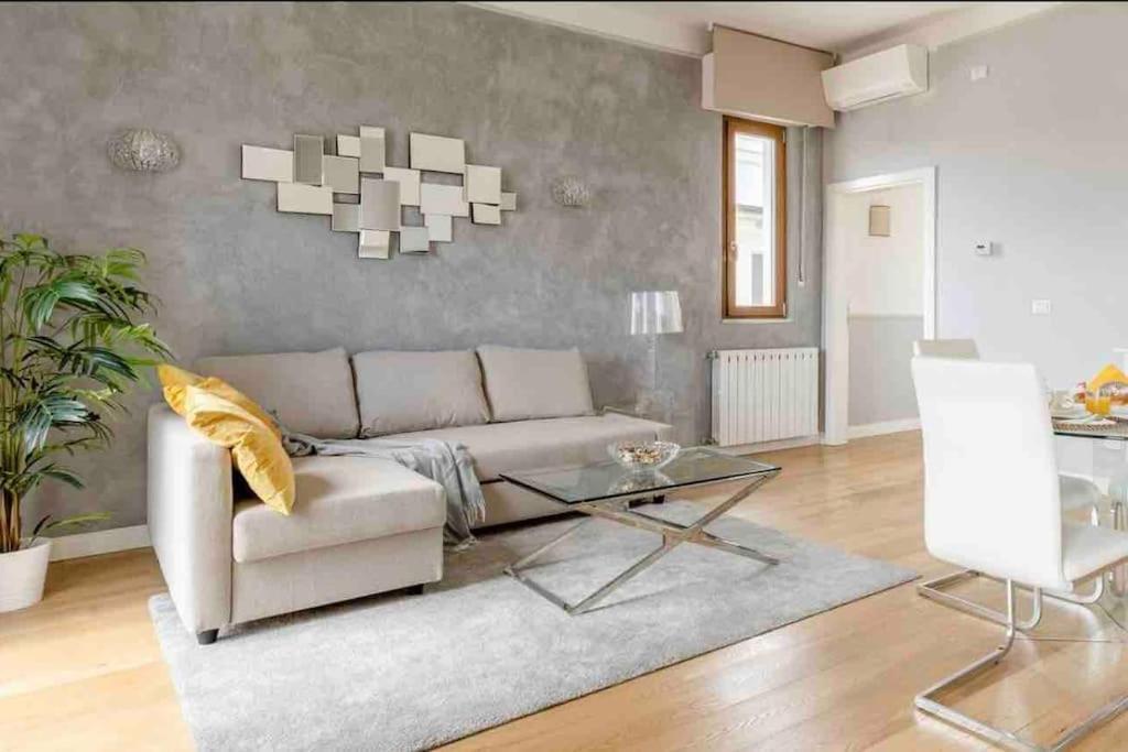 Appartement Penthouse With Private Terrace On *
