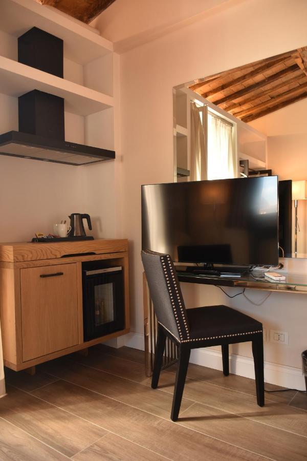 Hr Bedrooms In Florence