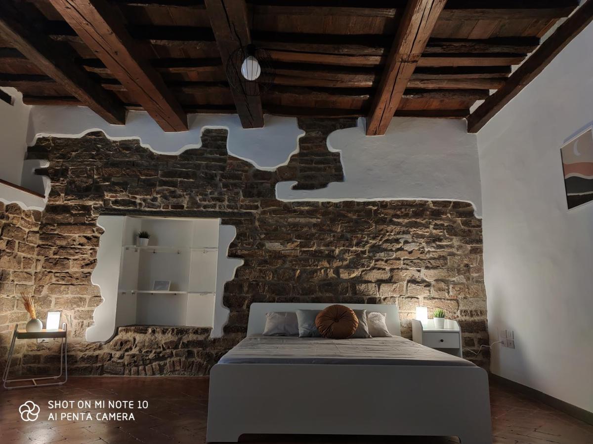 Dante's Dei Cerchi Guest house