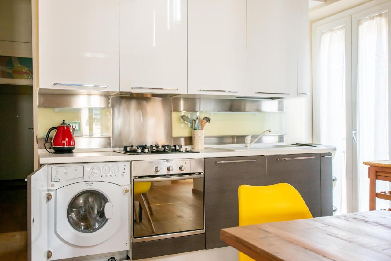 Modern, Bright Near Boboli Gardens & Santo Spirito - Homeunity Apartment
