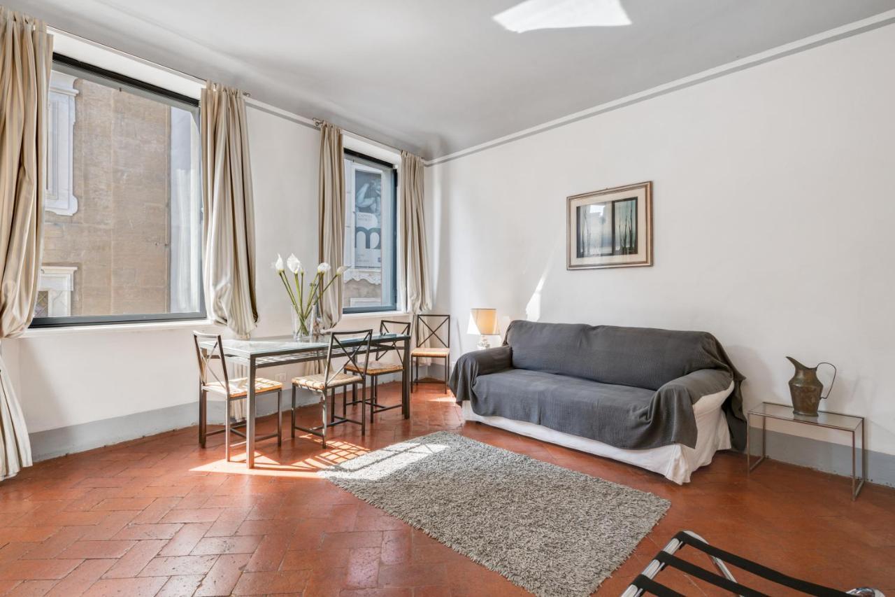 Raffaello Central Elegant Apartment *