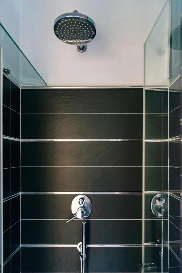 Modern, Bright Near Boboli Gardens & Santo Spirito - Homeunity *