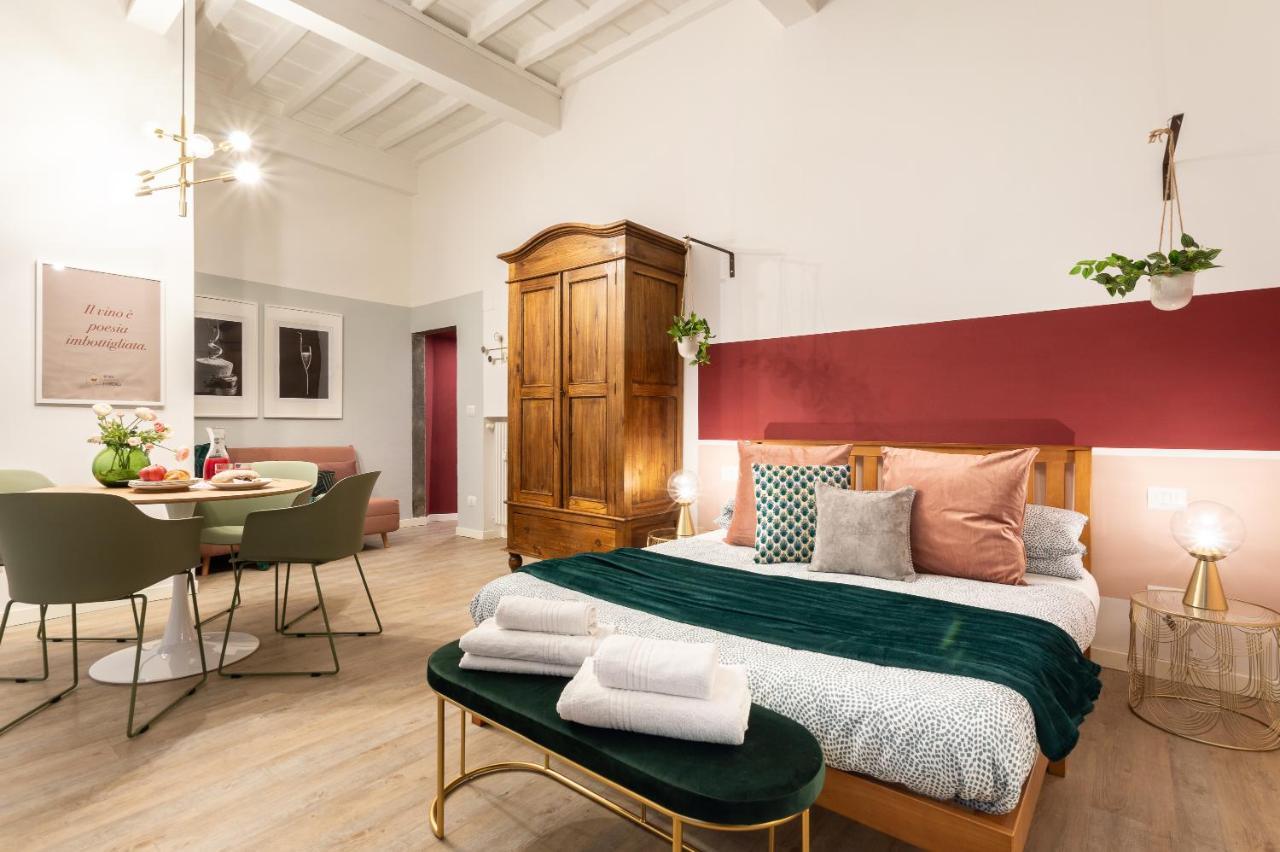 Wine Vernaccia Apartment