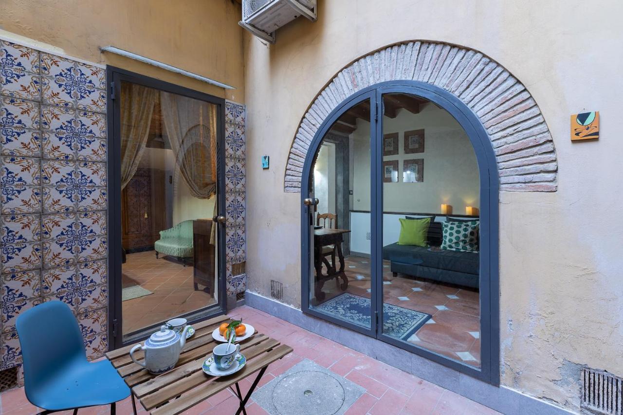 Serragli Court-hosted By Sweetstay * Florenz