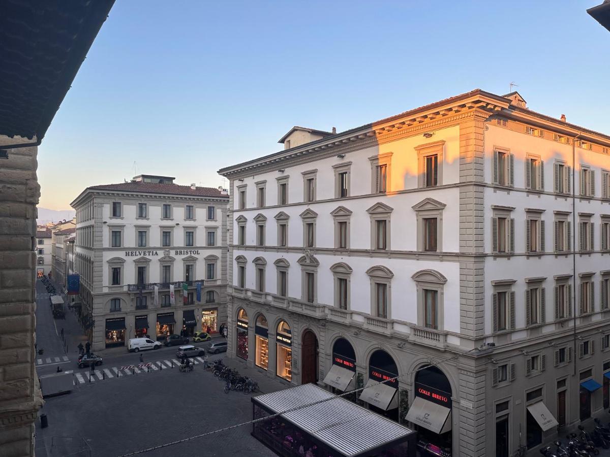 Penthouse In Palace Strozzi Florenz