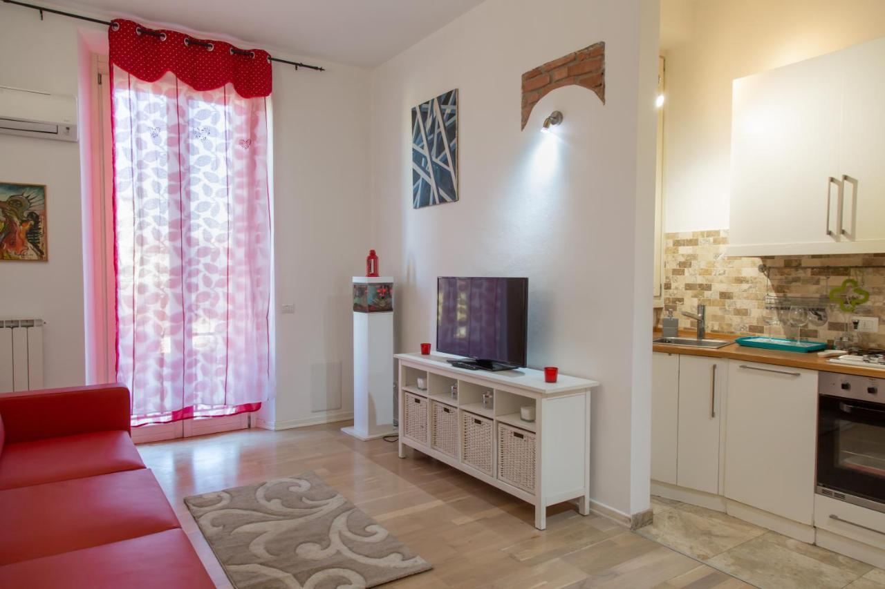 Red House - * Firenze