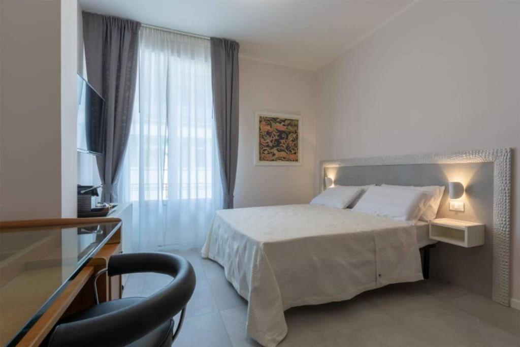 Stylish Four Bedrooms - Center Apartment Florence