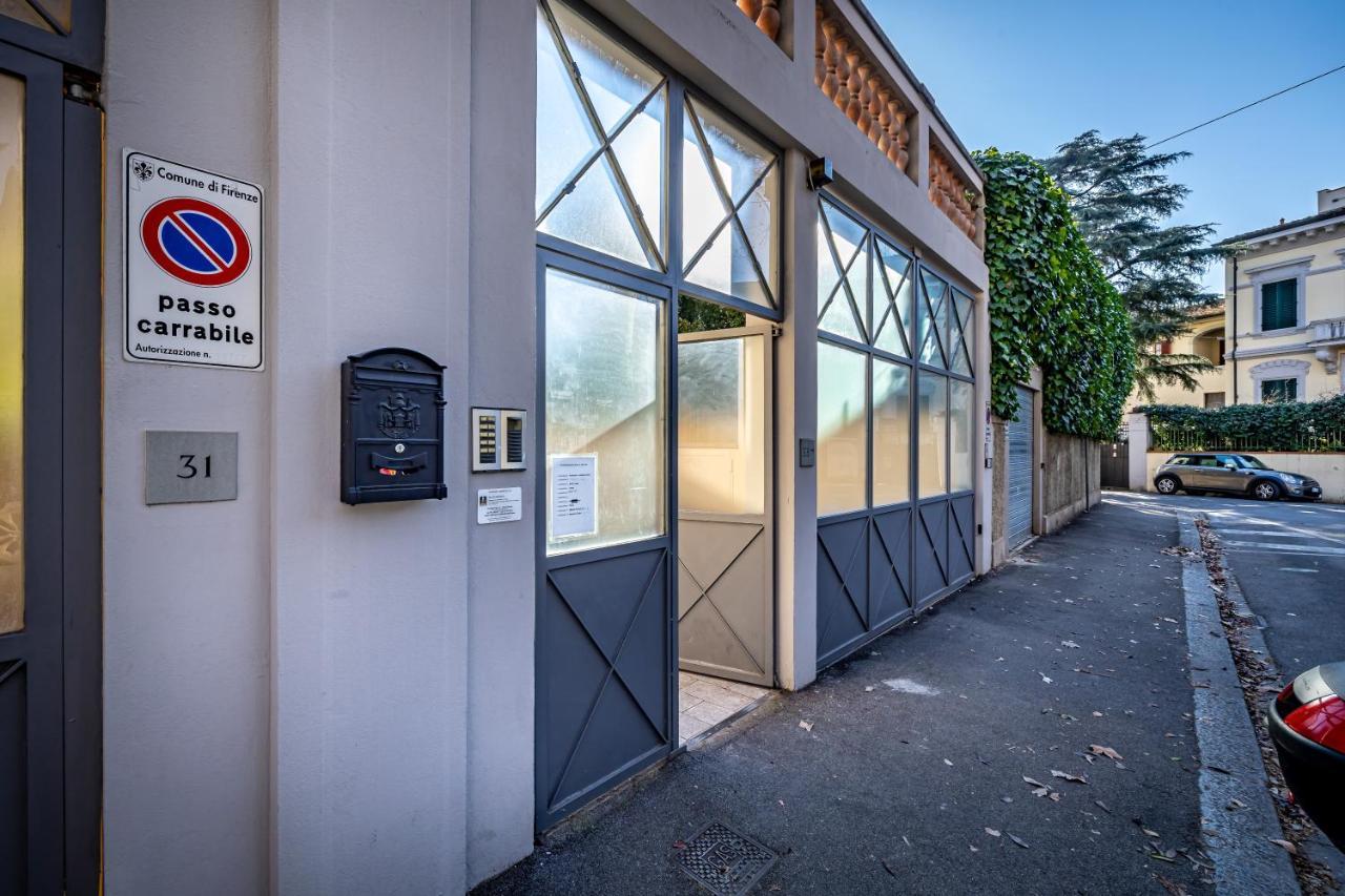 Yid Oltrarno Segreto Apartamento