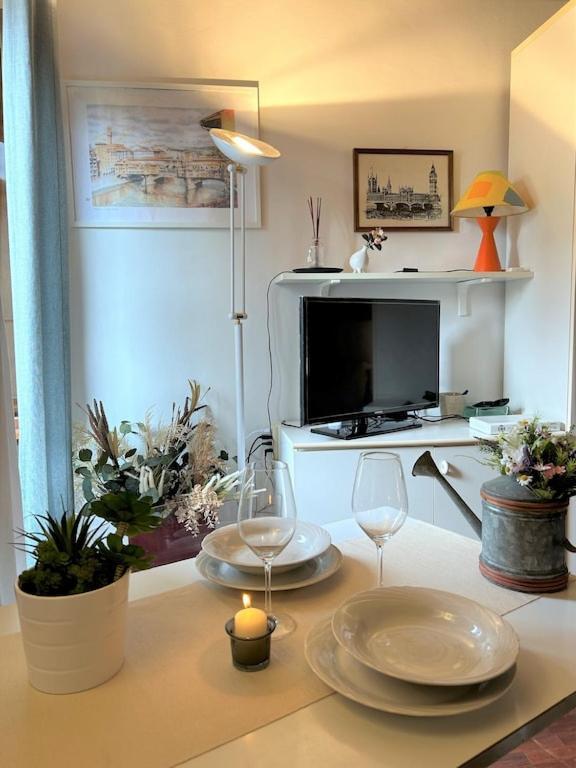 Romantic Nest Apartment Florence