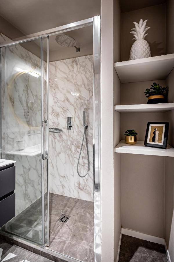 Hs4u Ricasoli Luxury Near Duomo N.2 Apartment