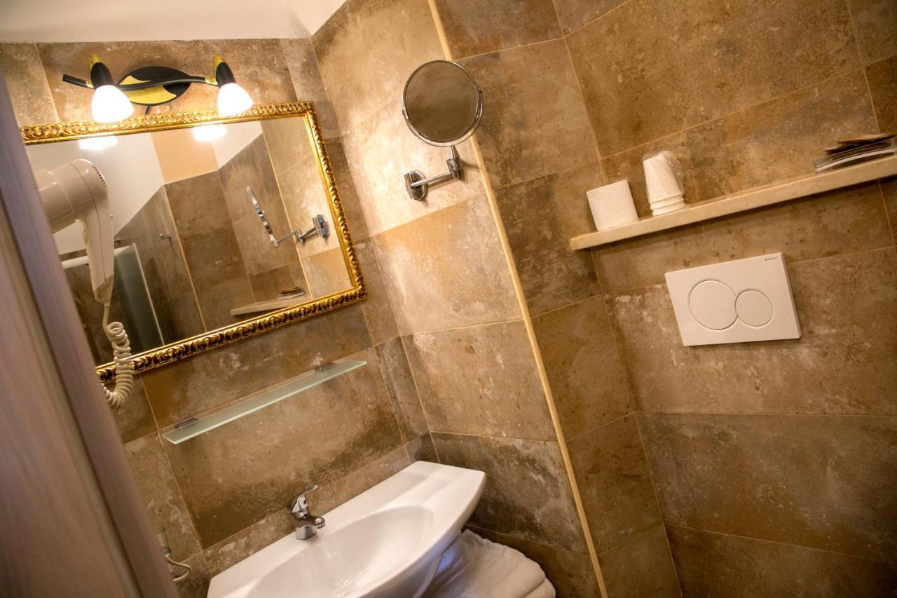Hotel Merlini *
