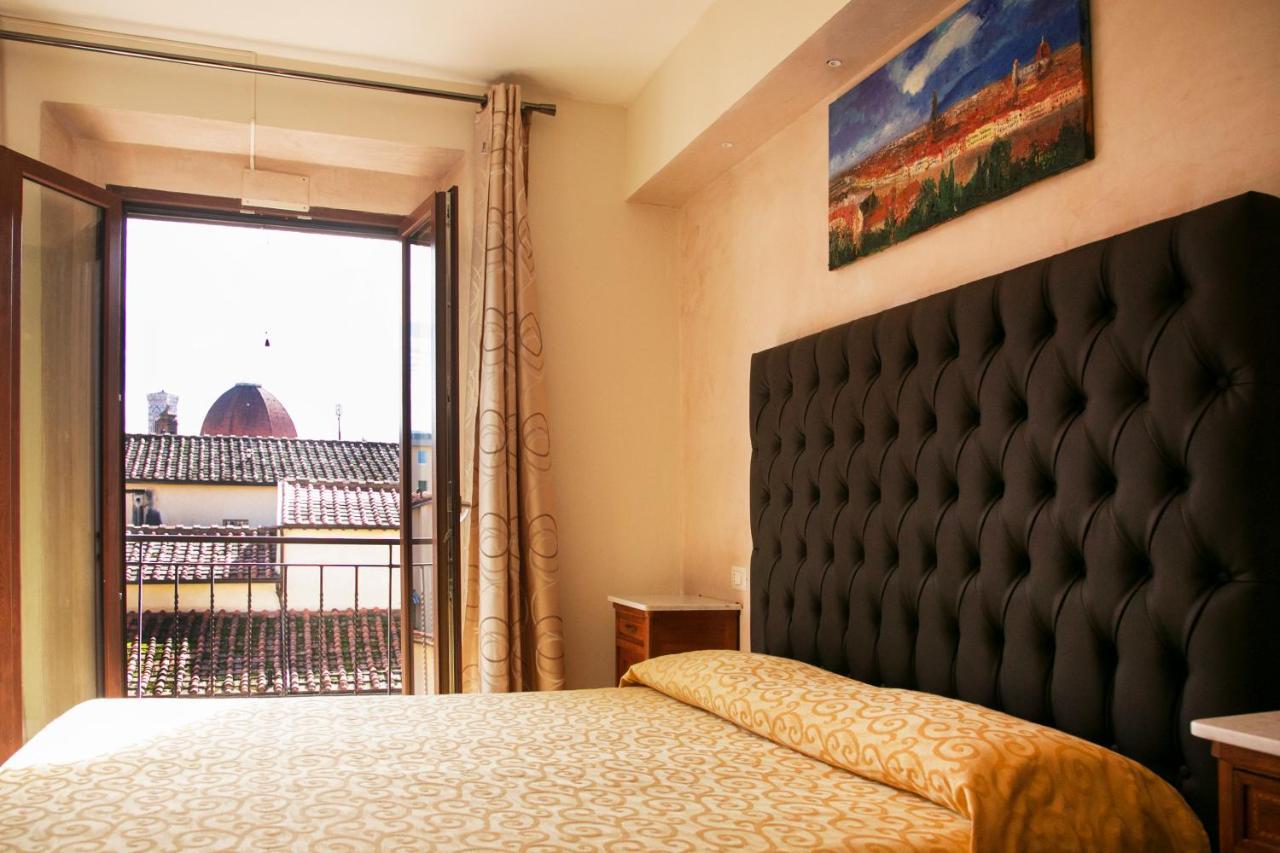 Merlini Hotel *