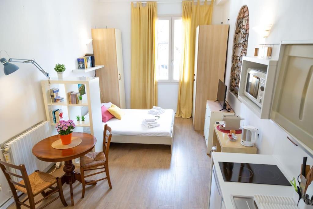 Apartment La Stanza Di Michelangelo Nel Centro Di Florenz