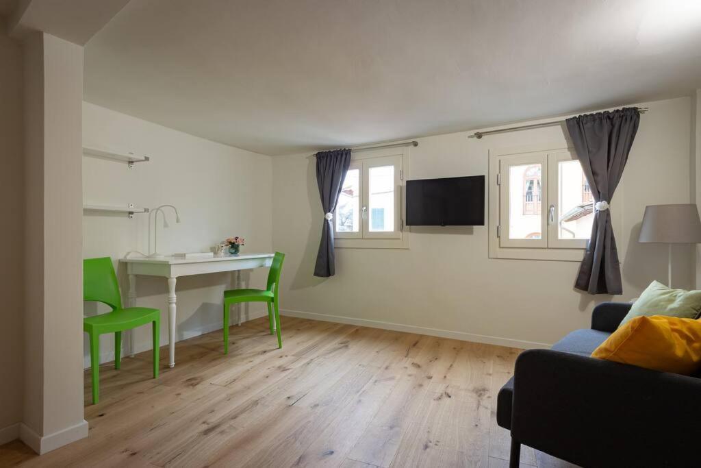 Borgo Pinti's Duplex Apartment