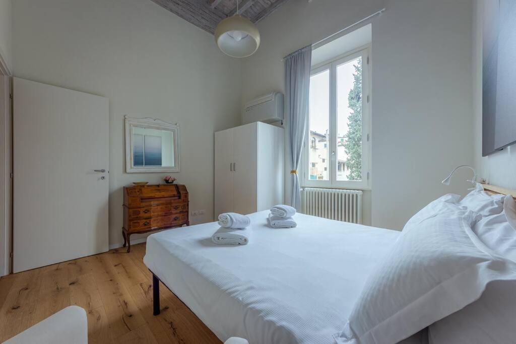 Borgo Pinti's Duplex Apartment Florenz
