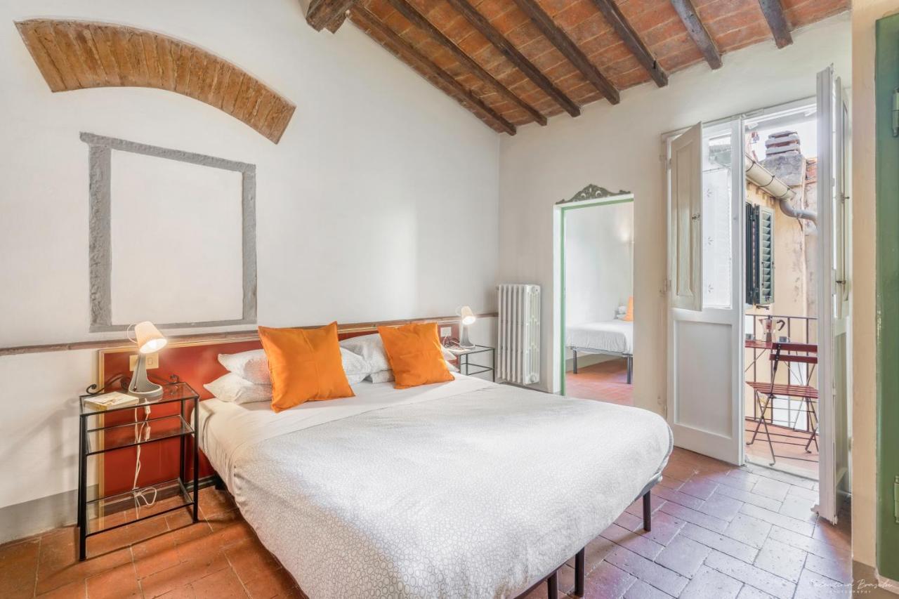 Wine Lambrusco Apartment Florenz