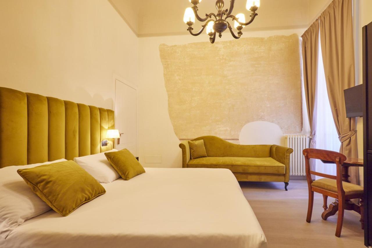 Guest house Residenza Maglioni Al Battistero 2*