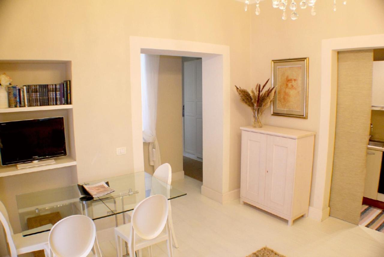 White Appartement *