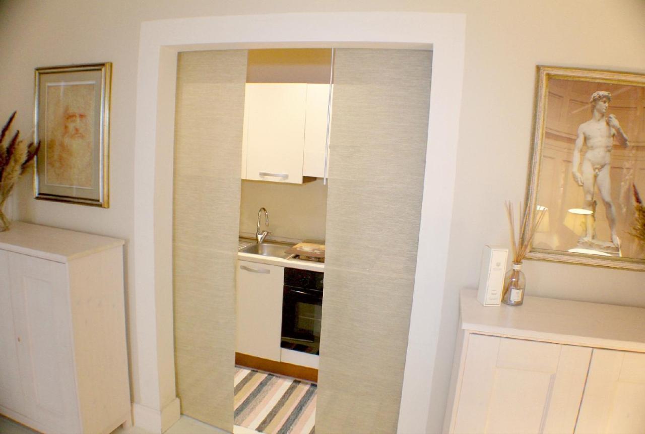 White Appartement *