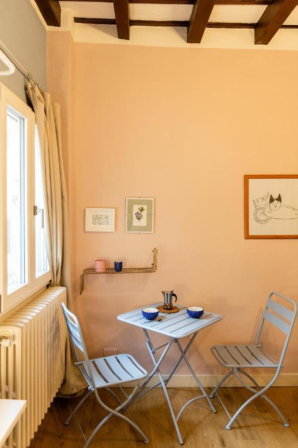 Cute And Charming Apartment Florence