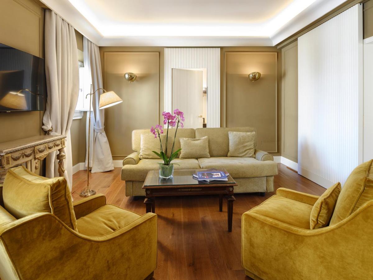 Regency - Small Luxury Of The World Hotel