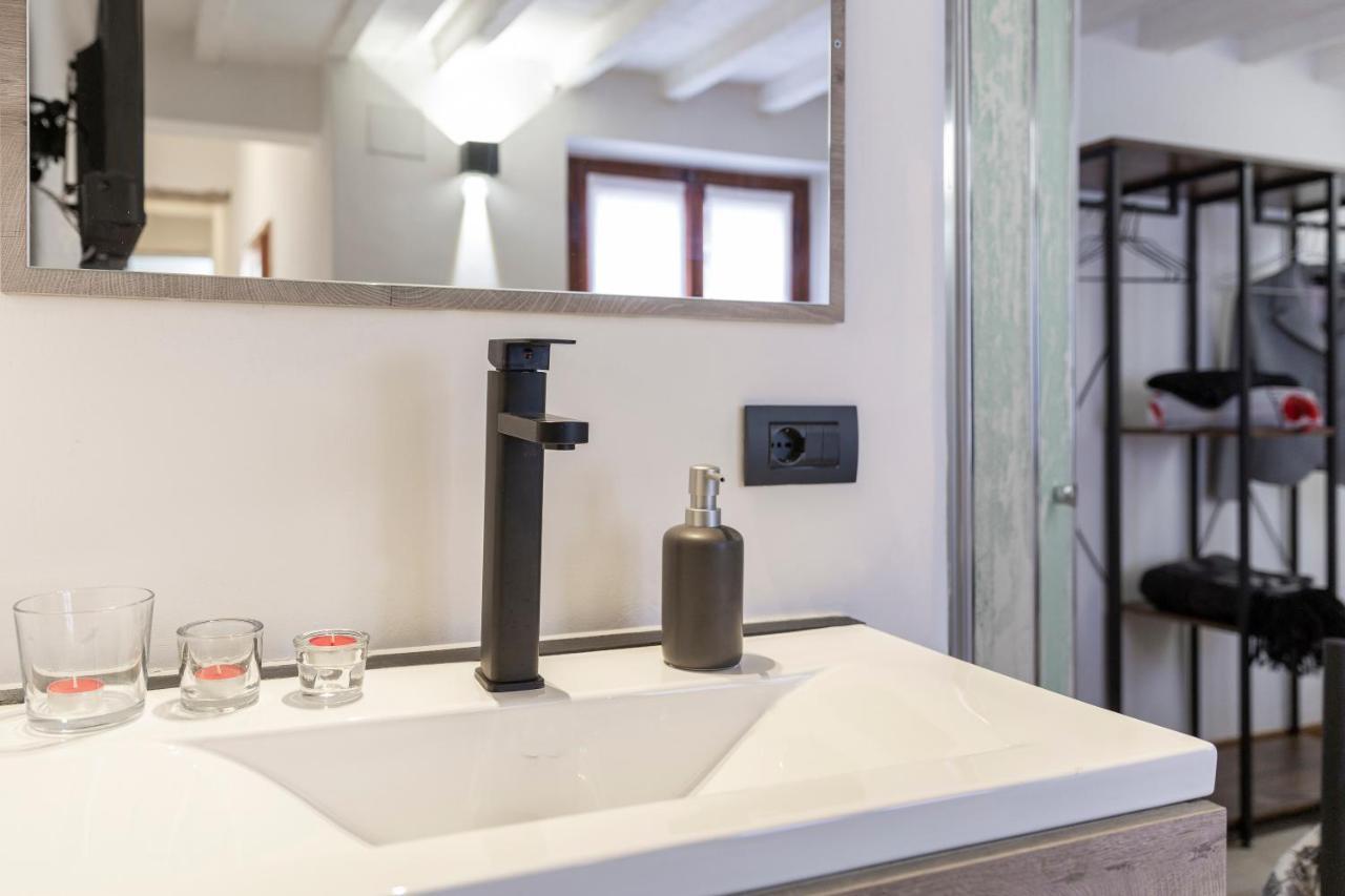 Appartement La Noce Quiet Place Next To Lively San Lorenzo *