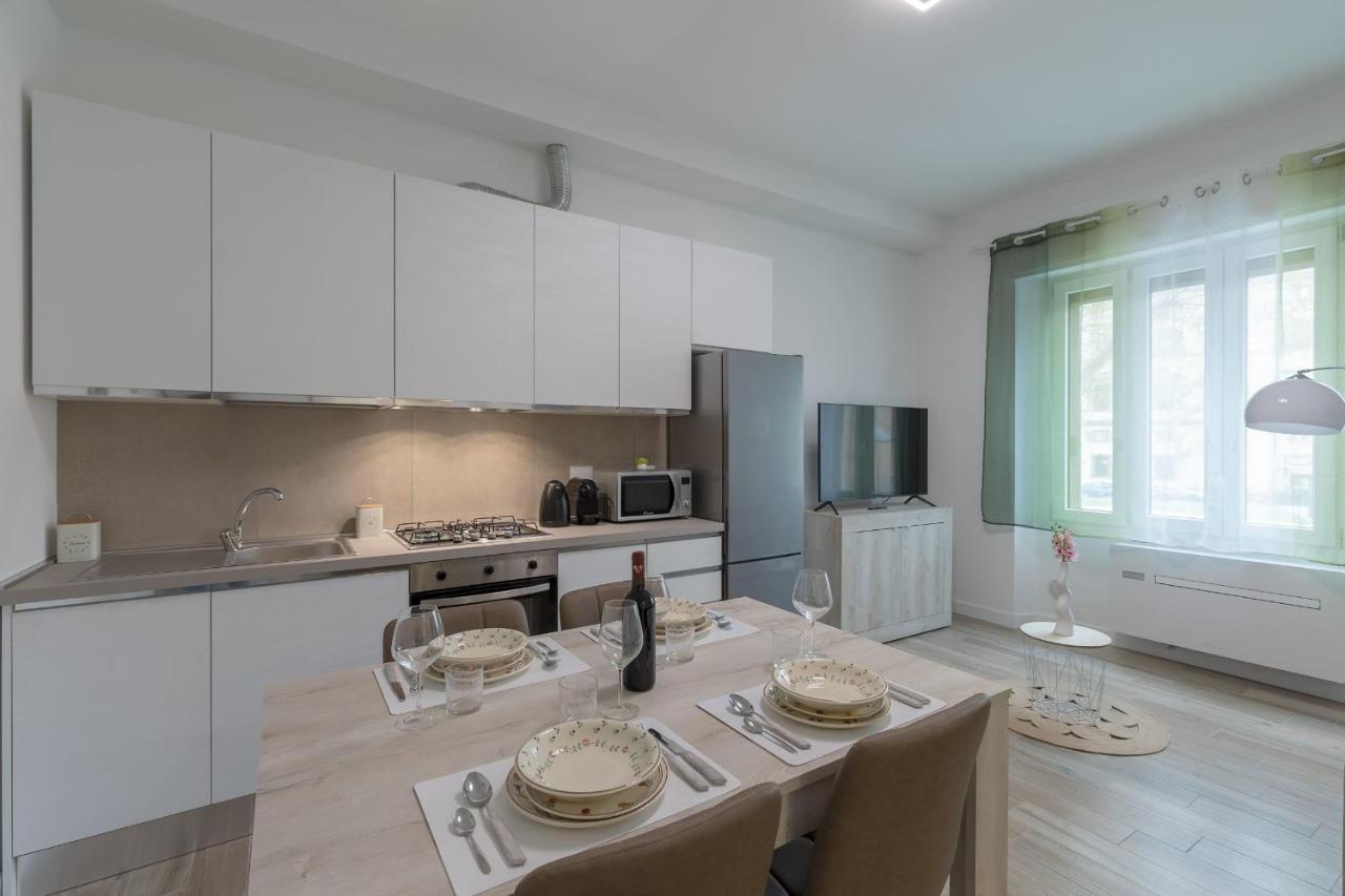 Apartment Santacroce Lovely In *