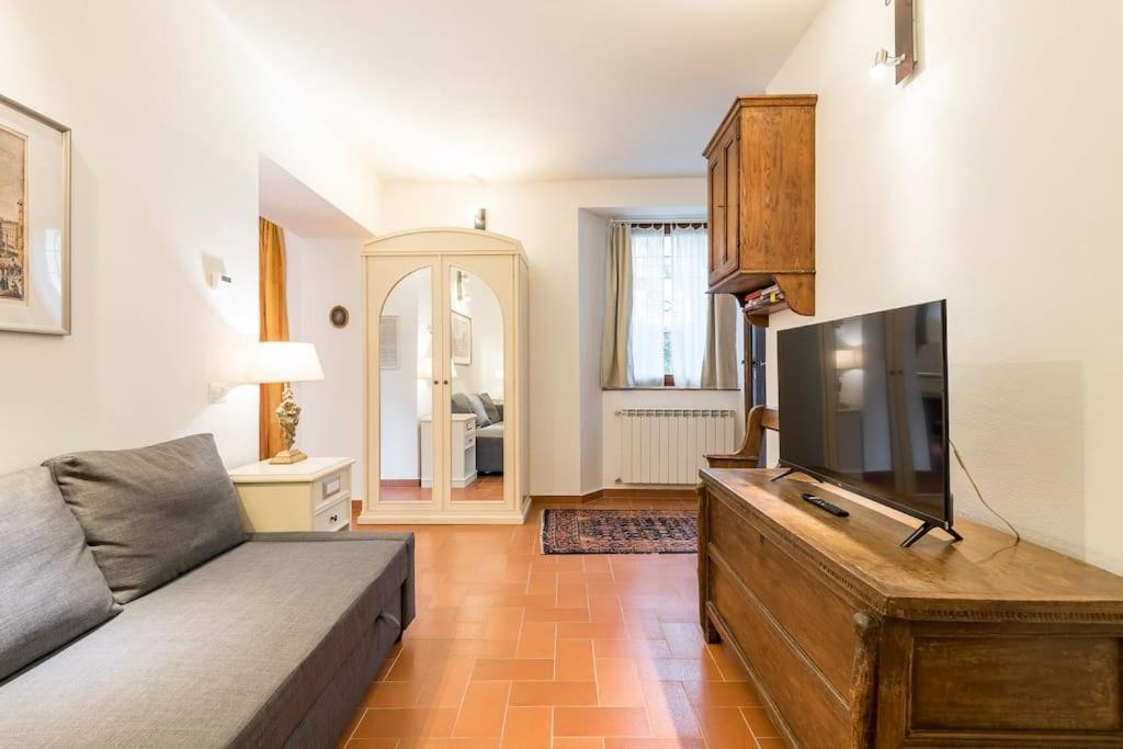 Dalu Davide - Private Car Park 15 Minutes To The Center Appartement