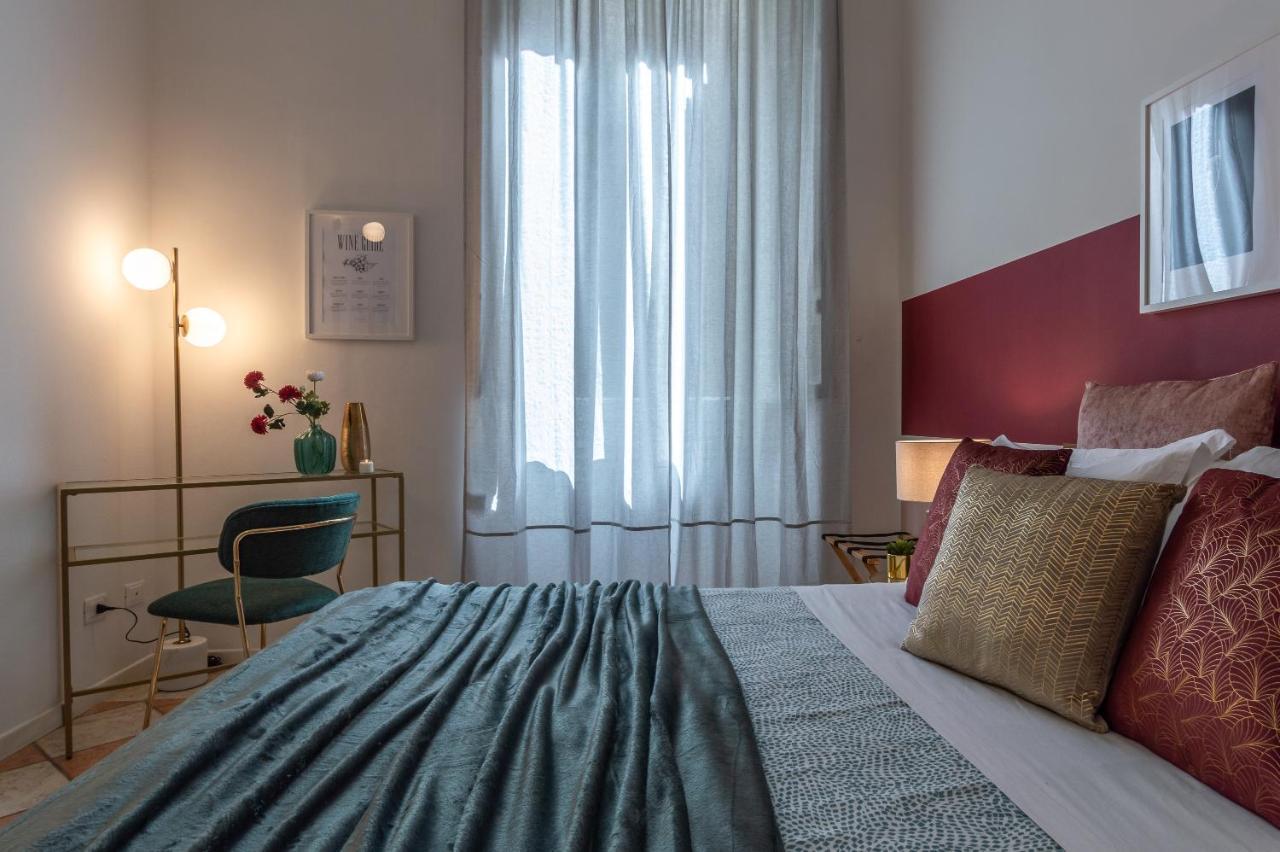Wine Pinot Apartment Florence