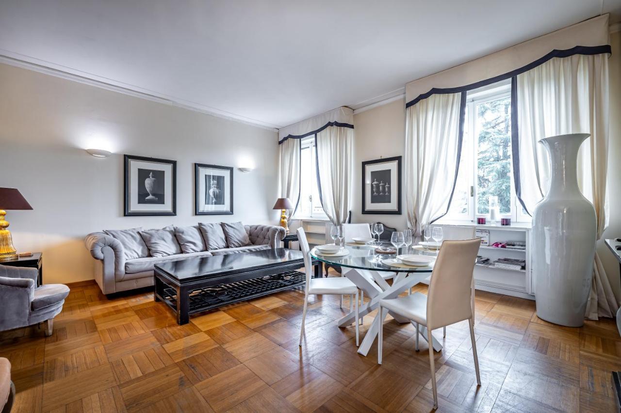 Yid D'azeglio Luxury With Parking Apartamento *