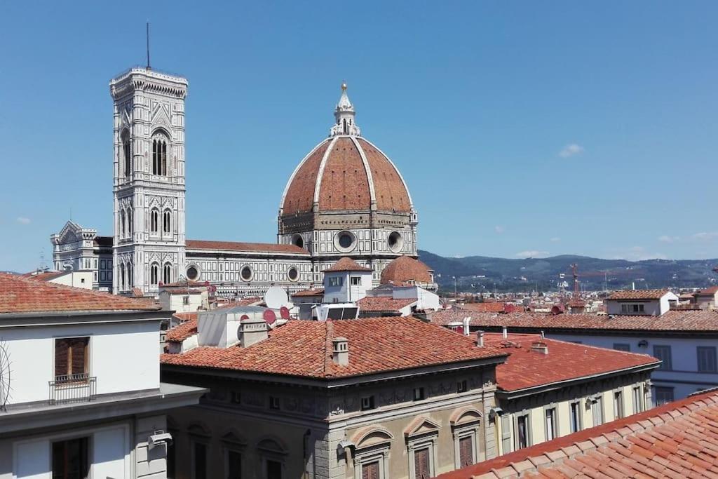 Laura In The Heart Of Apartment Florenz