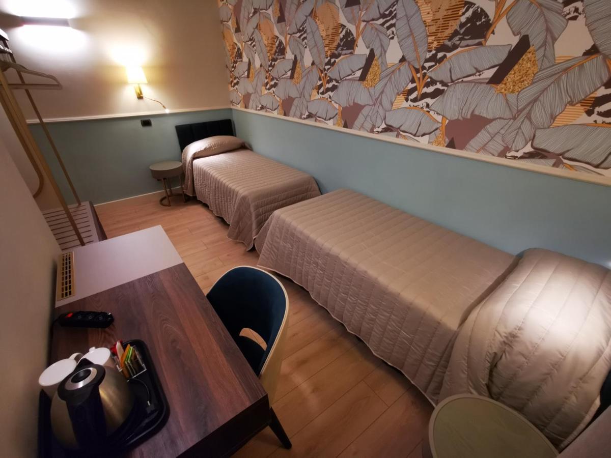 Balcony Hotel 3*
