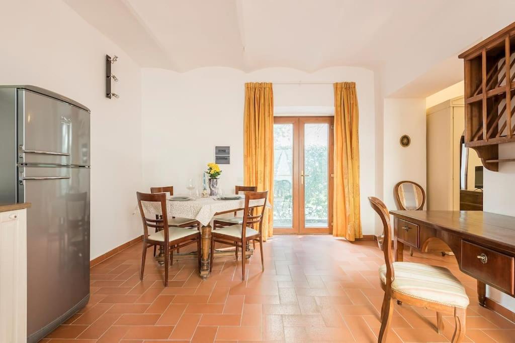 Dalu Davide - Private Car Park 15 Minutes To The Center Appartement *