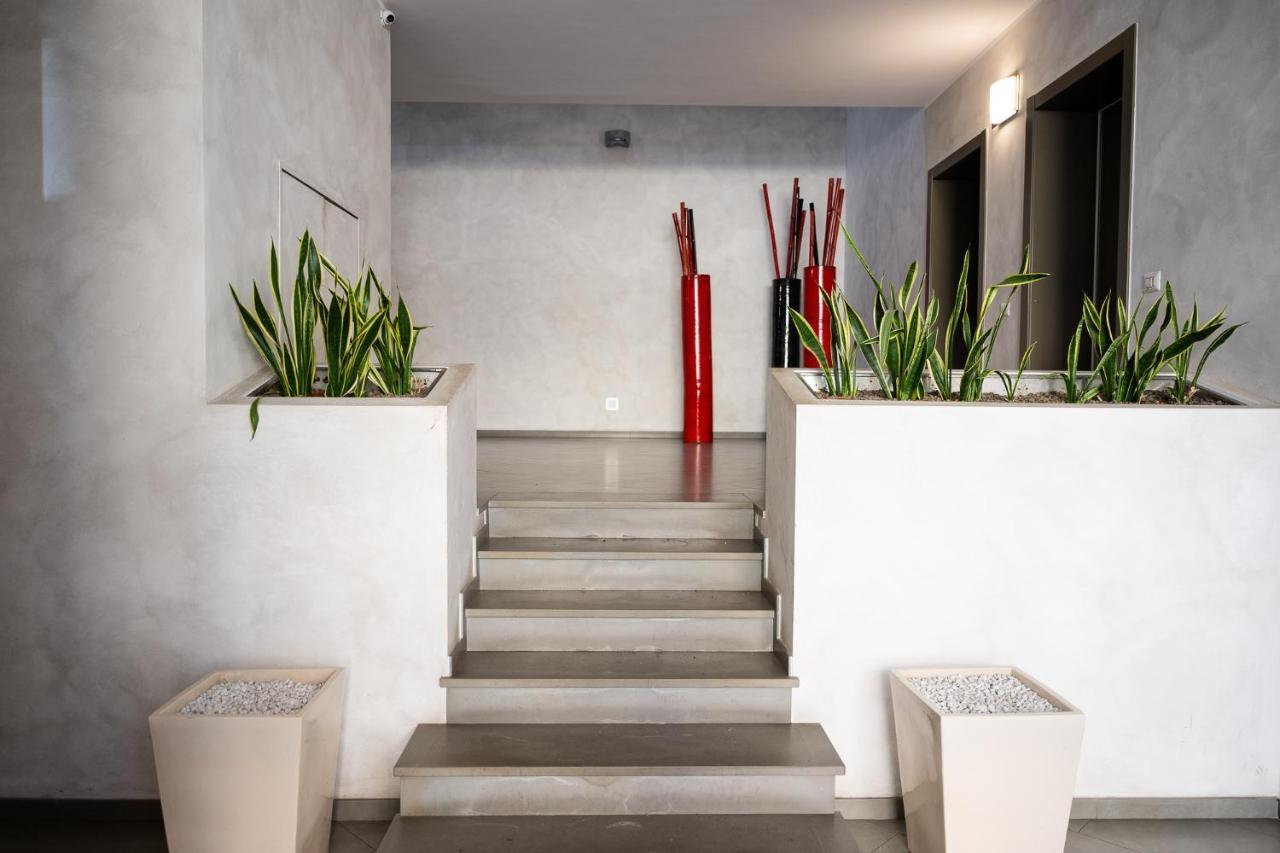 Elegant Location In - 2 Free Parking! Apartment Florence