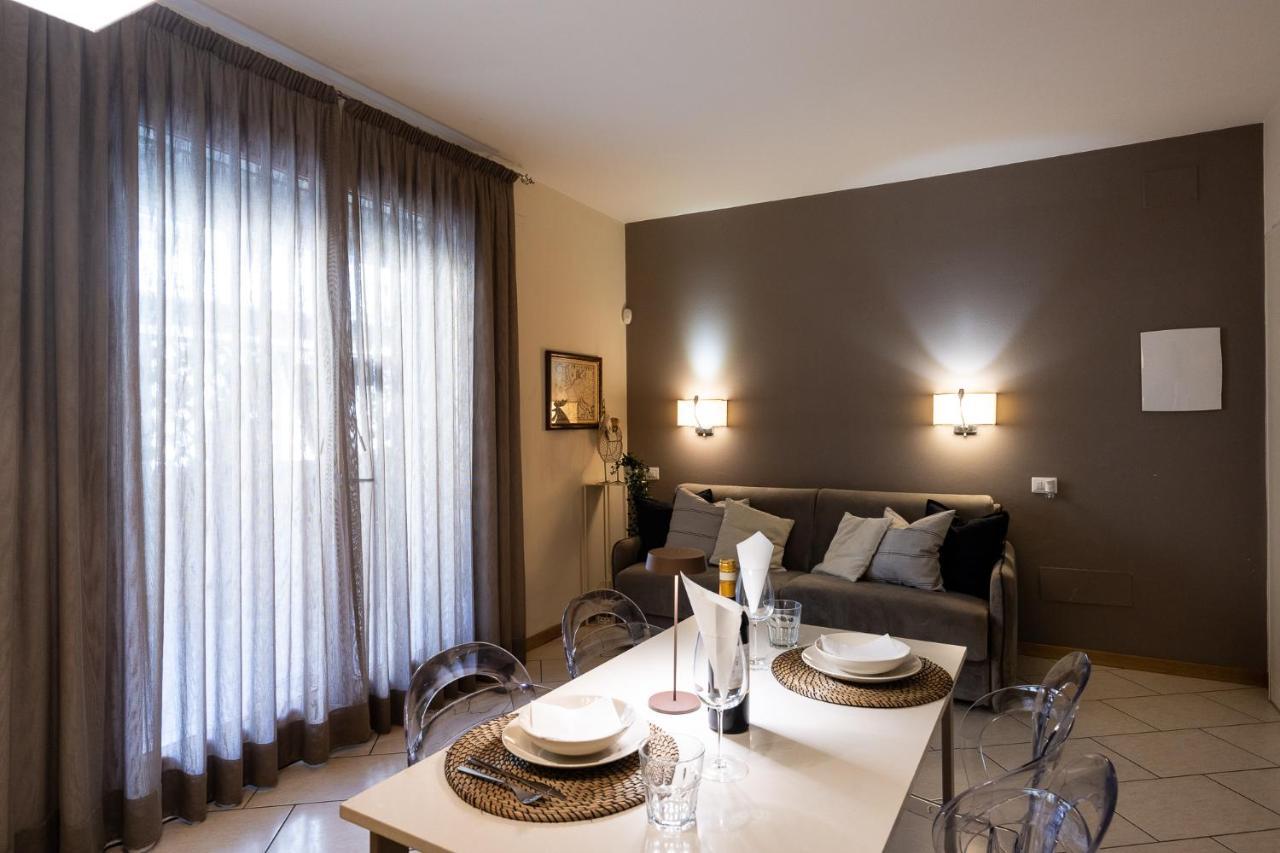Elegant Location In - 2 Free Parking! Apartment *