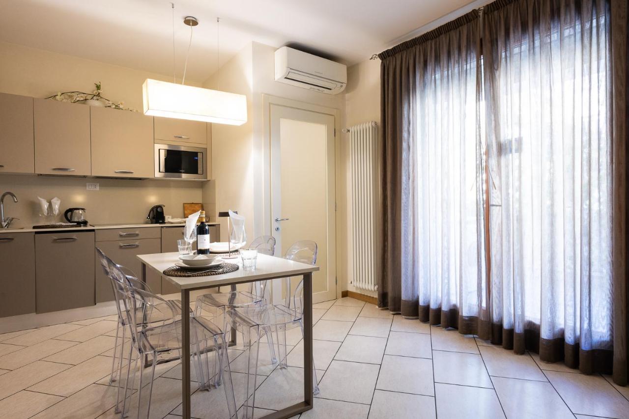 Apartment Elegant Location In - 2 Free Parking! Florence