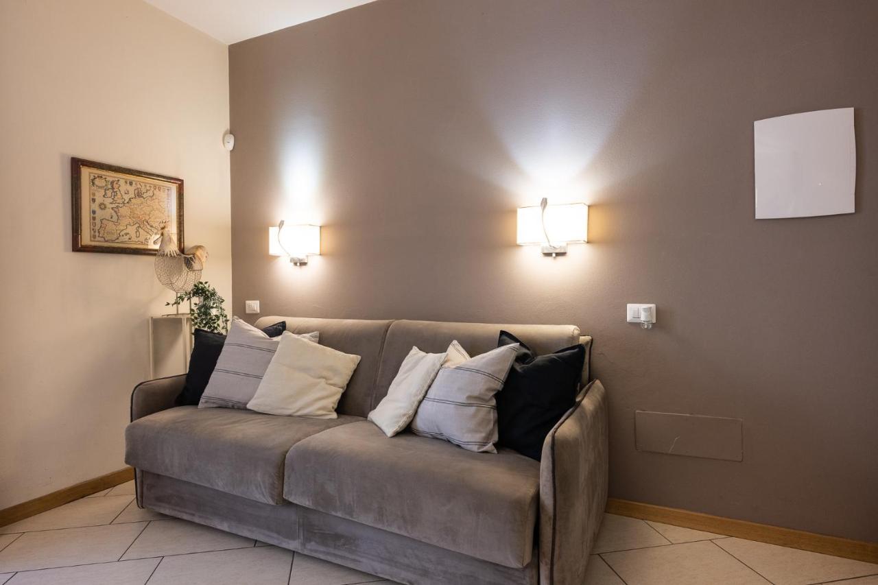 Apartment Elegant Location In - 2 Free Parking! *