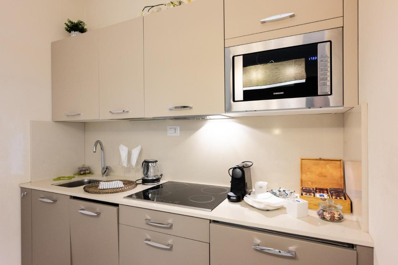 Elegant Location In - 2 Free Parking! Apartment Florence