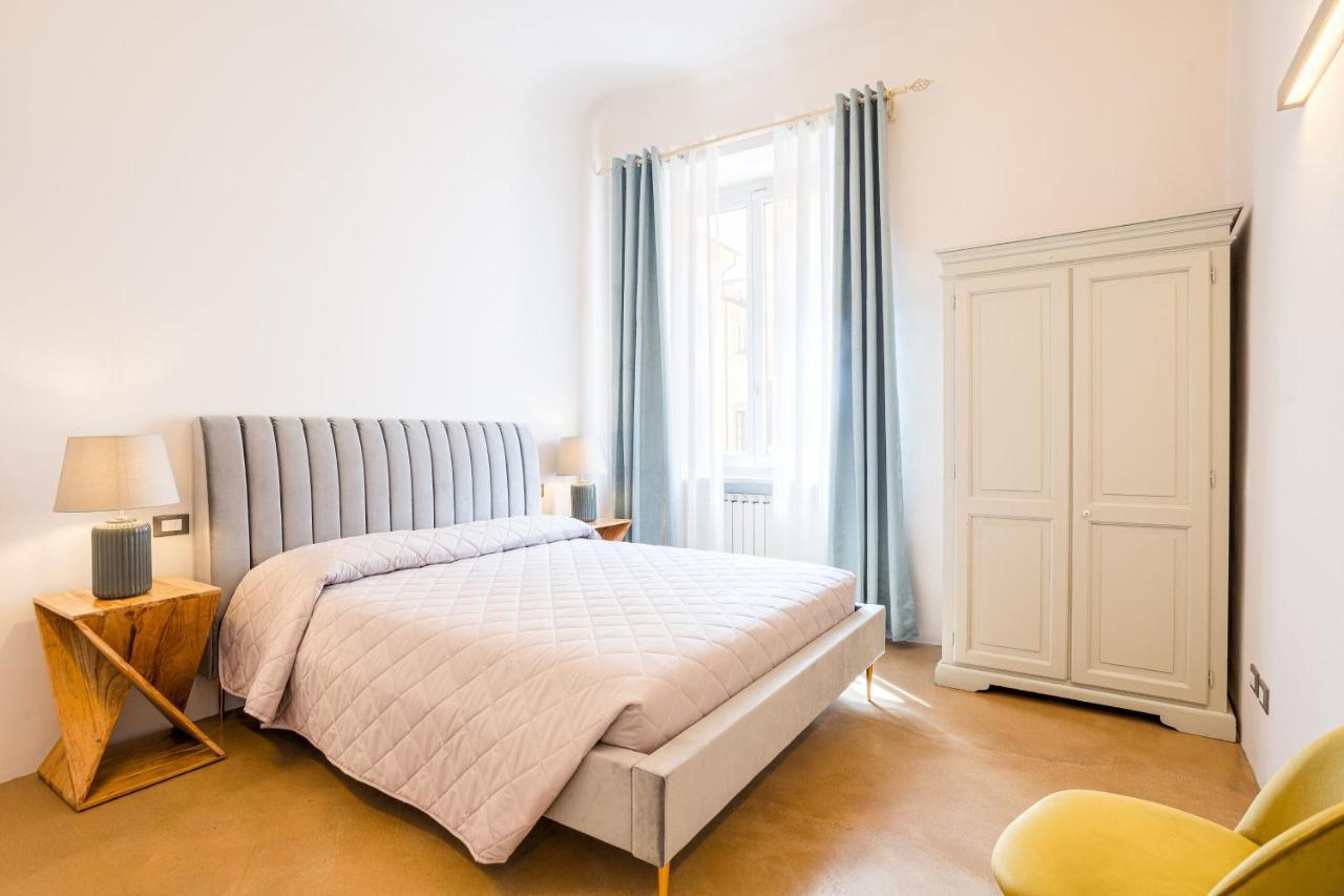 Condotta 16 Apartment