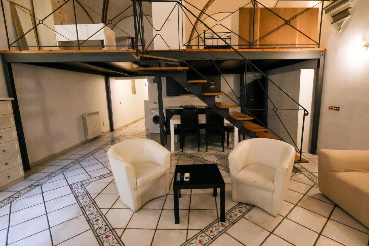 Sant'ambrogio Loft Apartment *