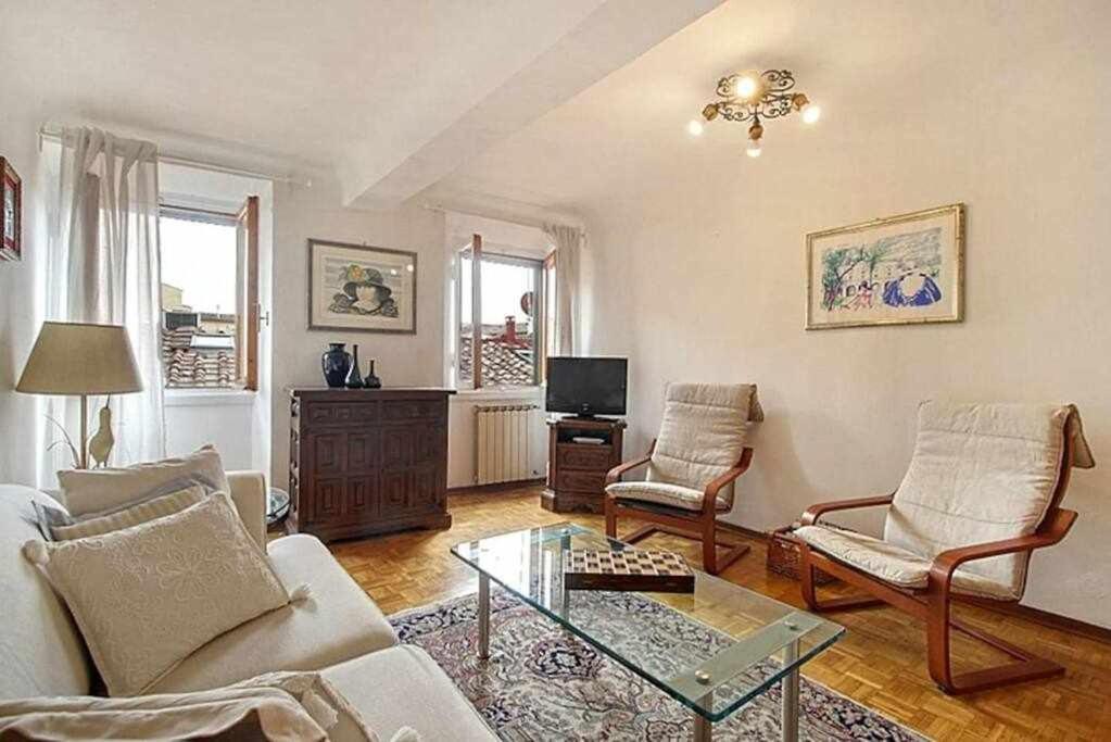 Solaris With Two Bedrooms Apartment