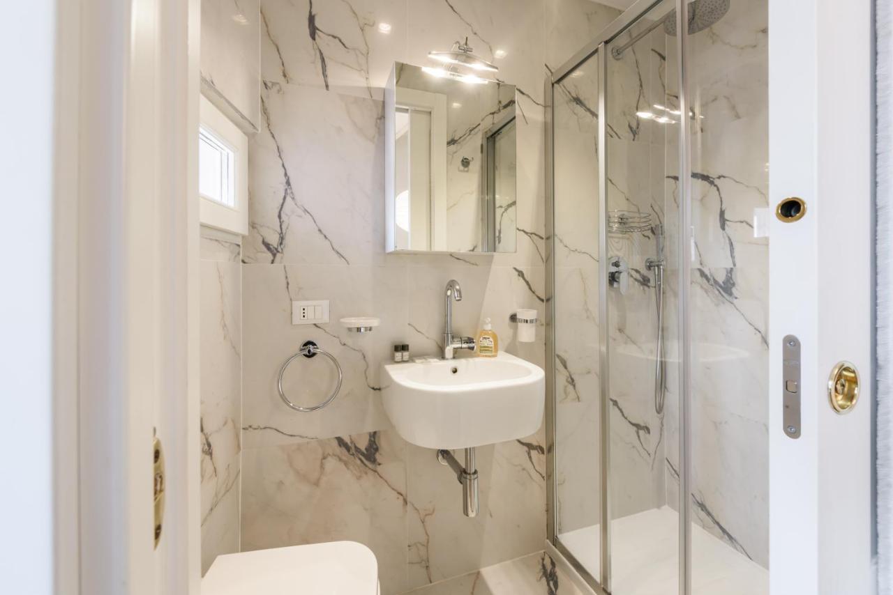 Santa Croce By Mmega Apartamento Florença