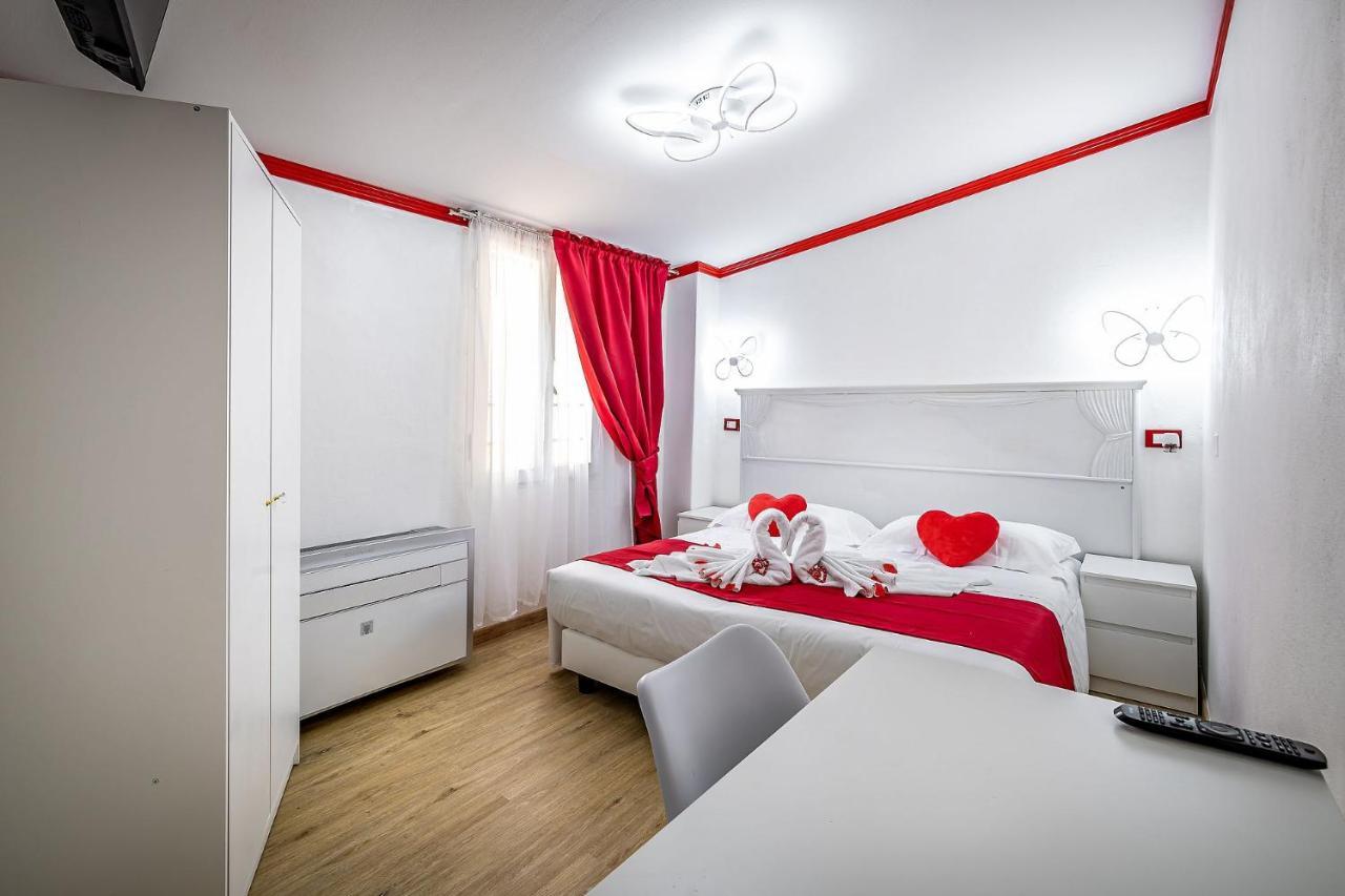 Hotel Veneto Con Accesso Ztl 3*
