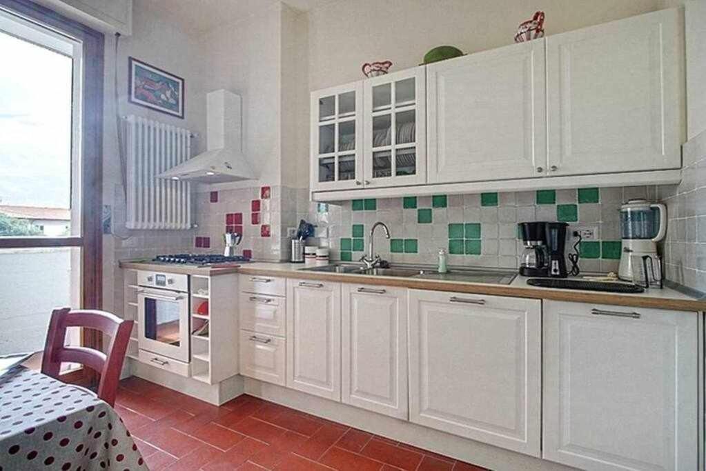 Frati Bigi With Two Bedrooms And Parking *