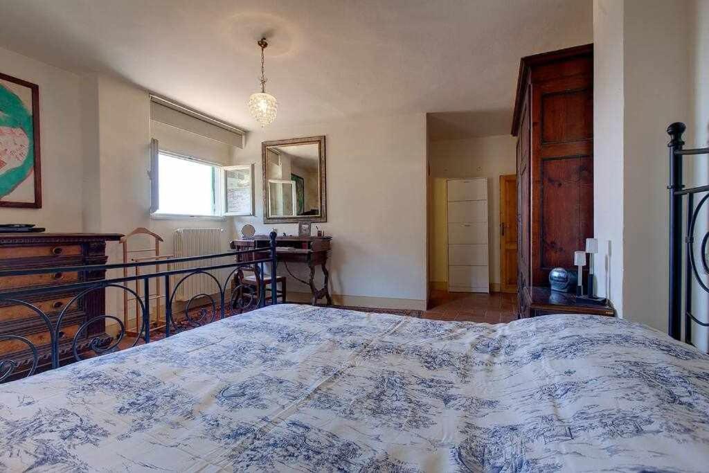 Elegante In Collina Apartamento *