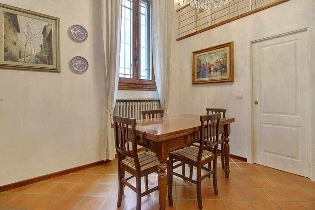 Apartment Santa Croce Elegant With Garage Florence