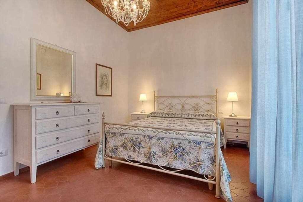 Apartment Santa Croce Elegant With Garage
