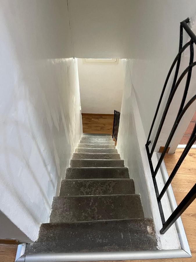 Apartment Historic Center Renovated Apartment- Amazing Location-by Likehomeflorence